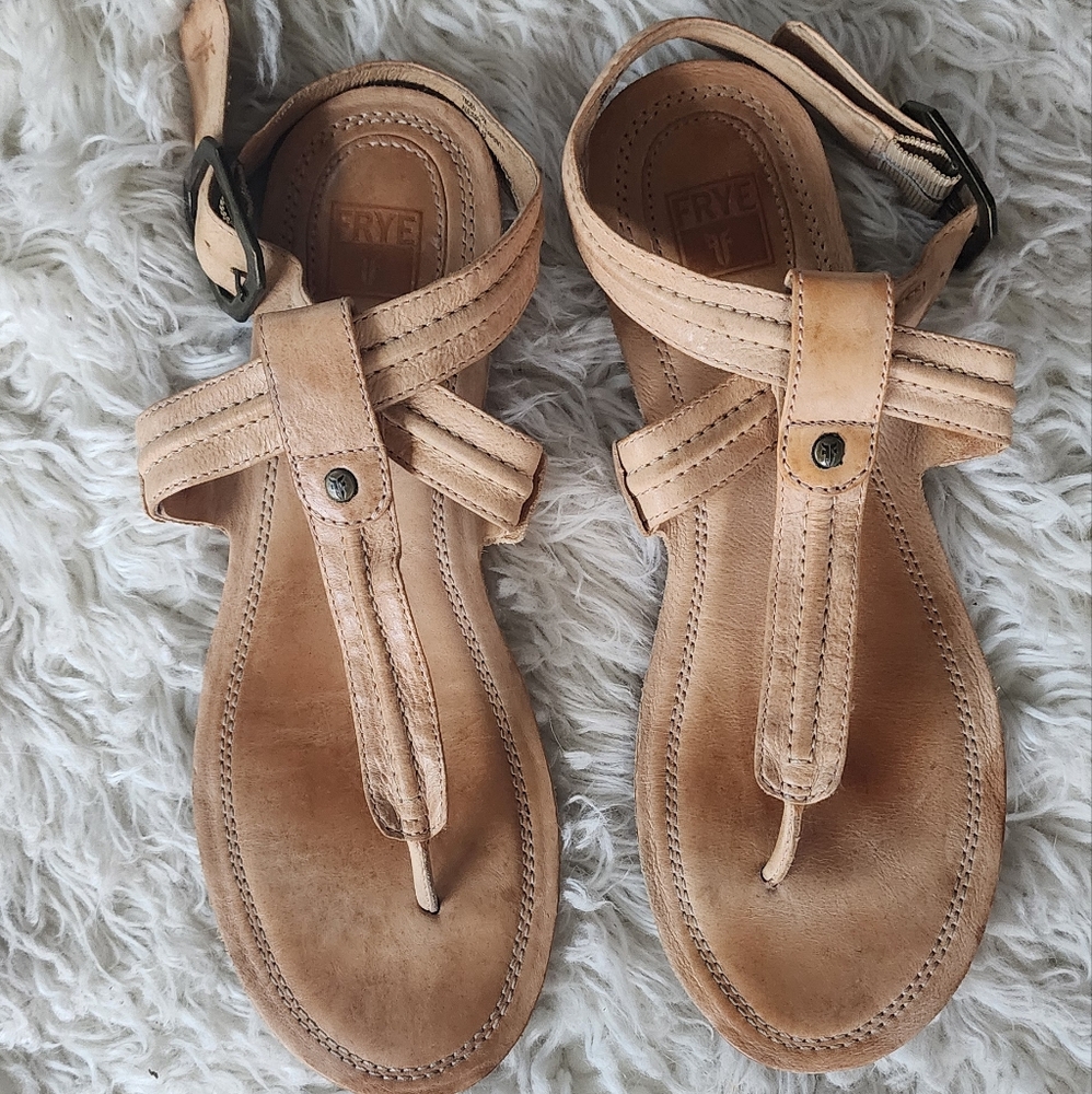 Frye Allissia Trapundo Light Tan Leather Sandals Size 10M